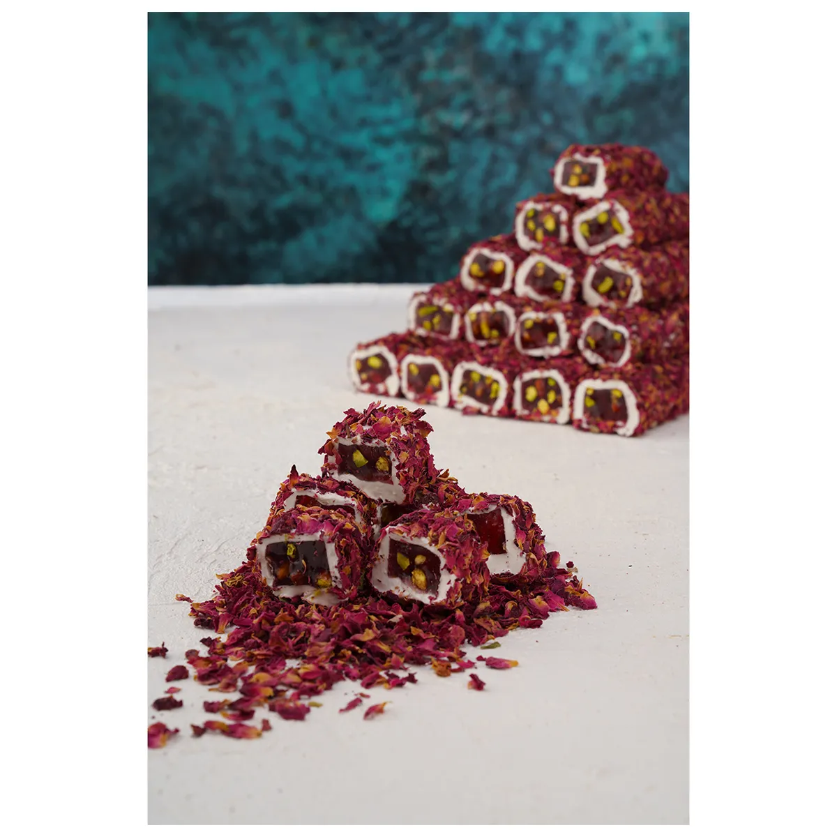 Gül Yapraklı, Antep Fıstıklı Lokum Kg