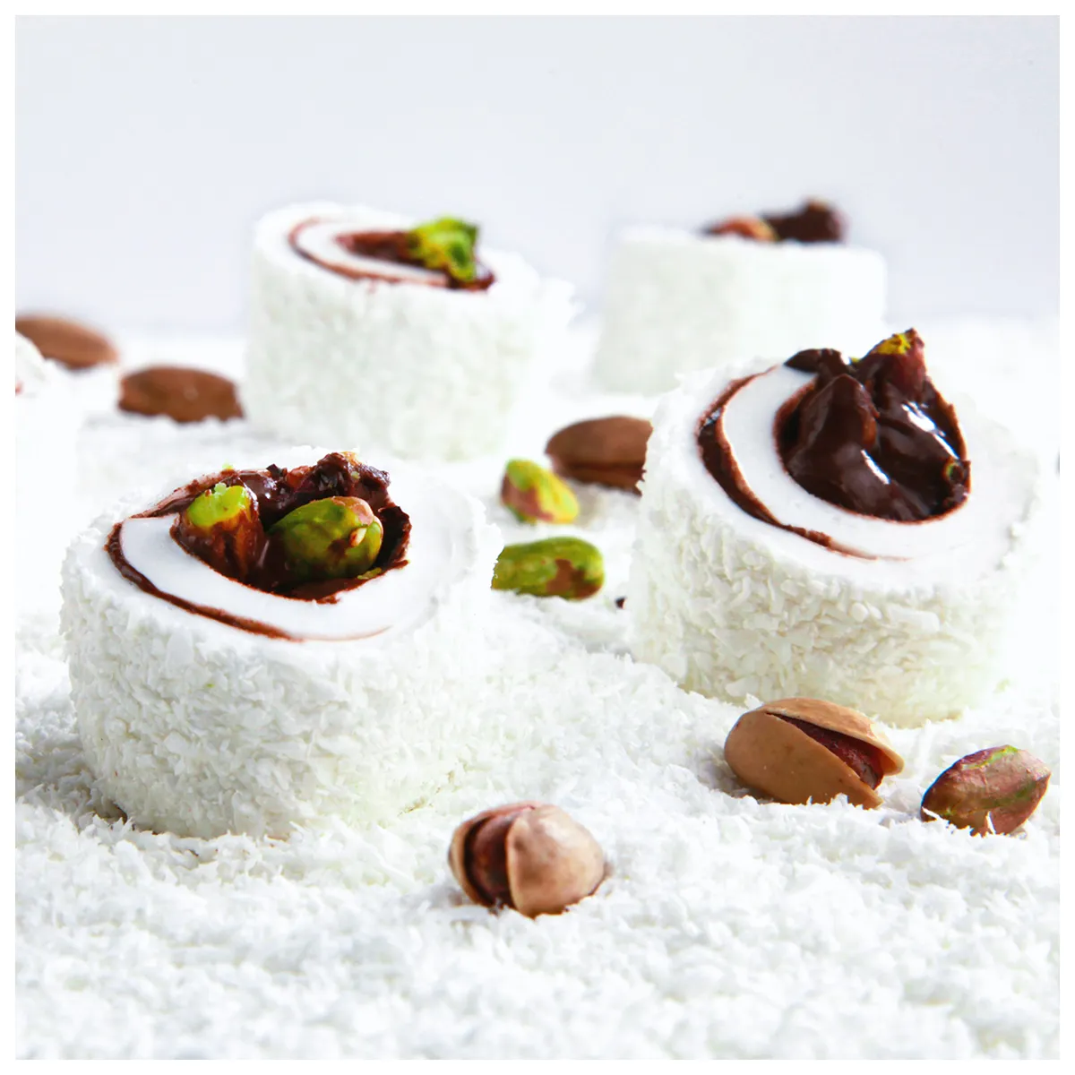 Sultan Çikolatalı Antep Fıstıklı Sarma Lokum Kg