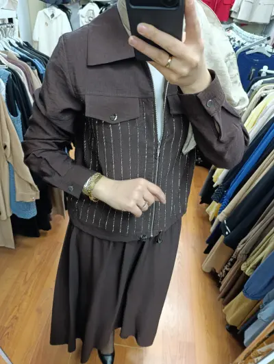 Lastikli belli etek detayı ve çelik takım kombinasyonu